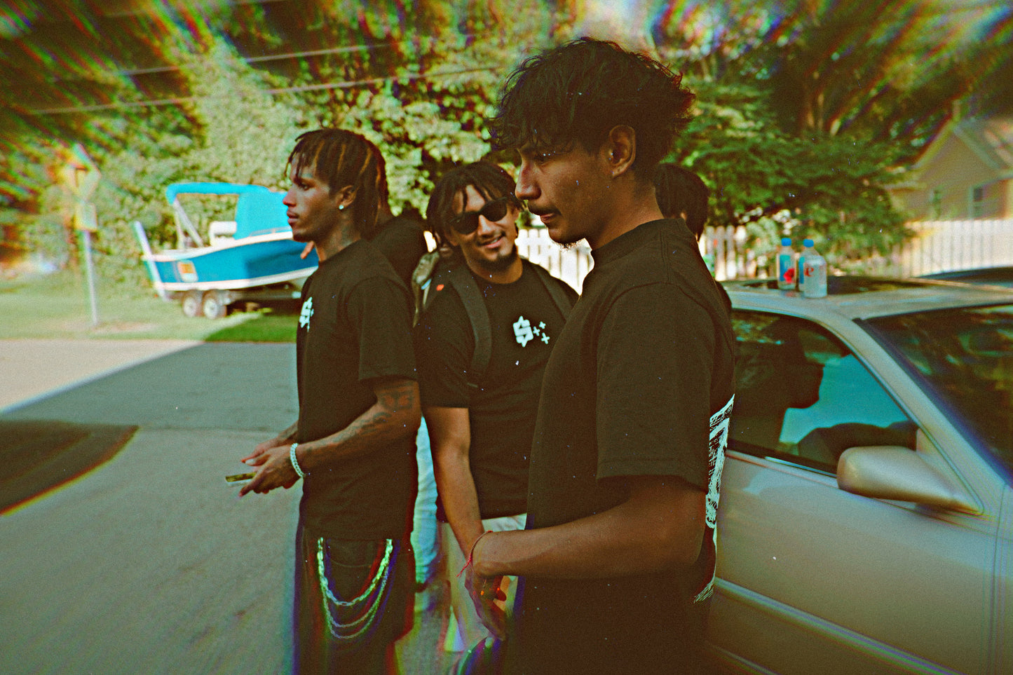 UPLATELY TEE